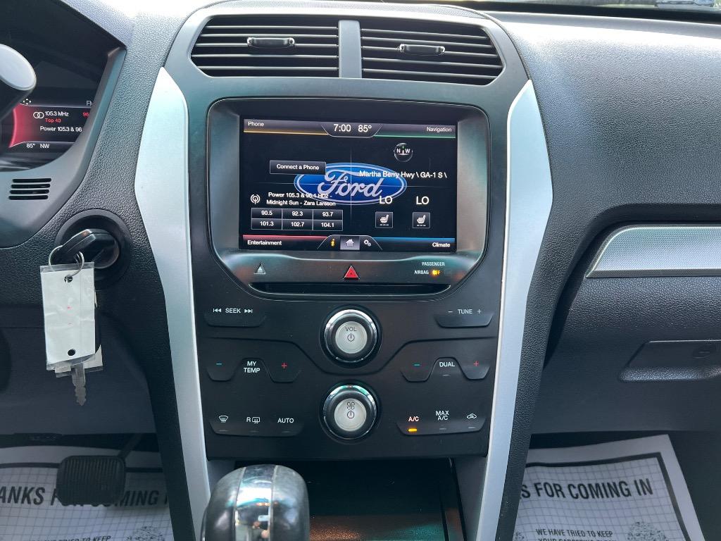 2015 Ford Explorer XLT - Photo 11