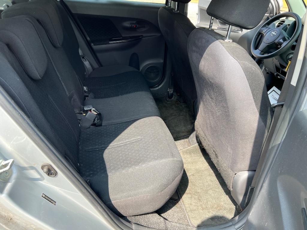 2009 Scion xD Base - Photo 11